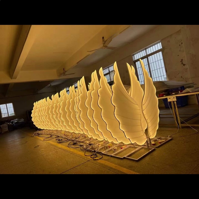 Glowing Angel Wings Light Prop - مراجعة Event & Party Supply وسعره