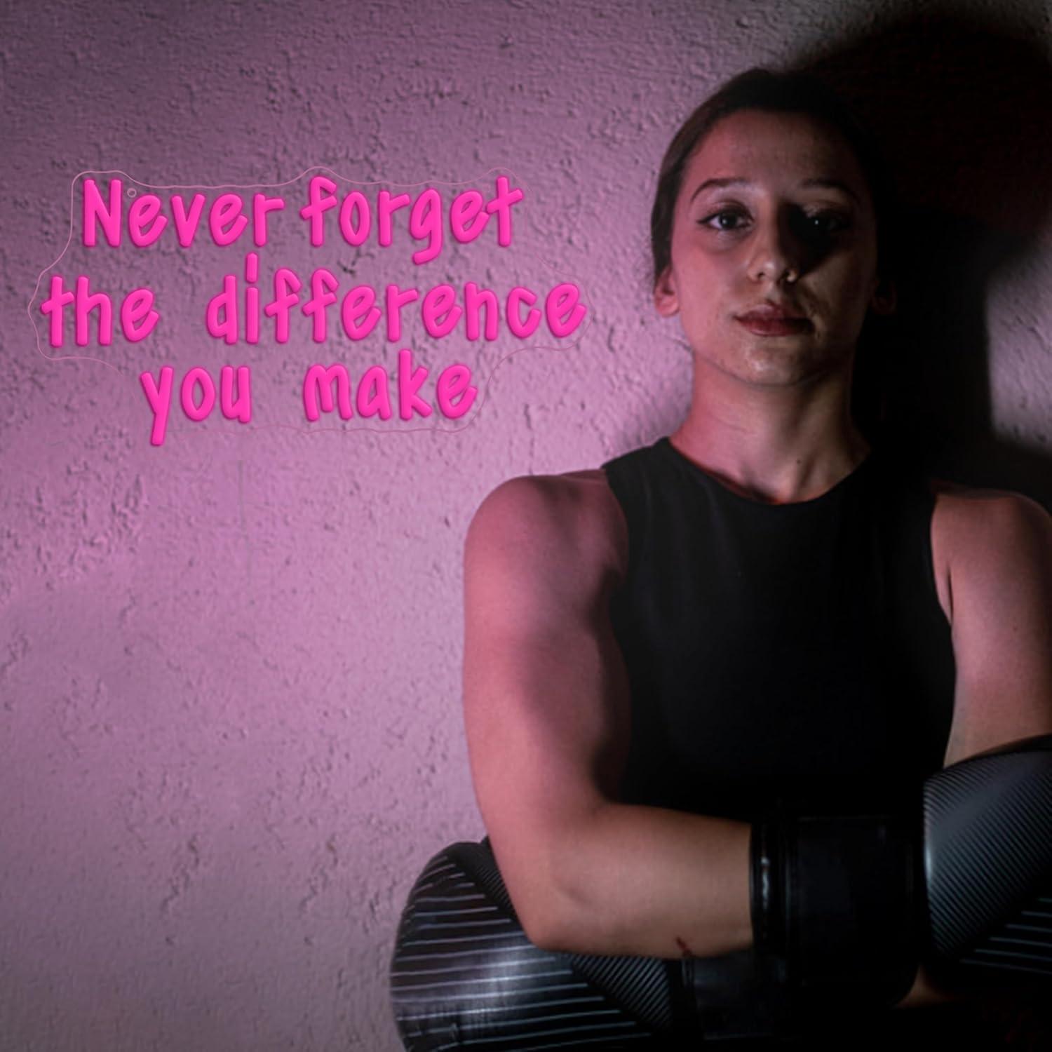 Never Forget The Difference Yo - مراجعة Neon Sign Party وسعره