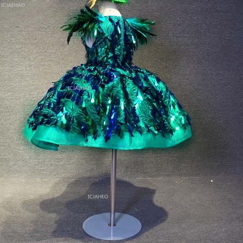 Kids Girls Green Sequin Short  - مراجعة Glitter Tablecloth وسعره