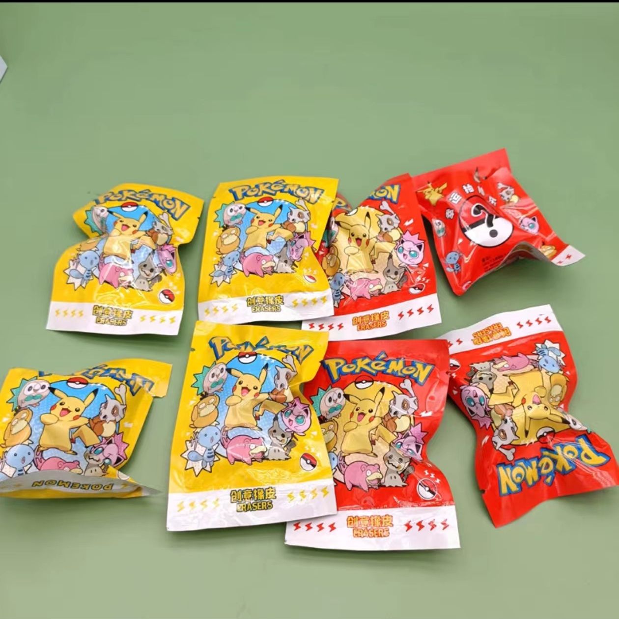 Pokemon Blind Bag Eraser Surpr - مراجعة Party Favor Bag وسعره