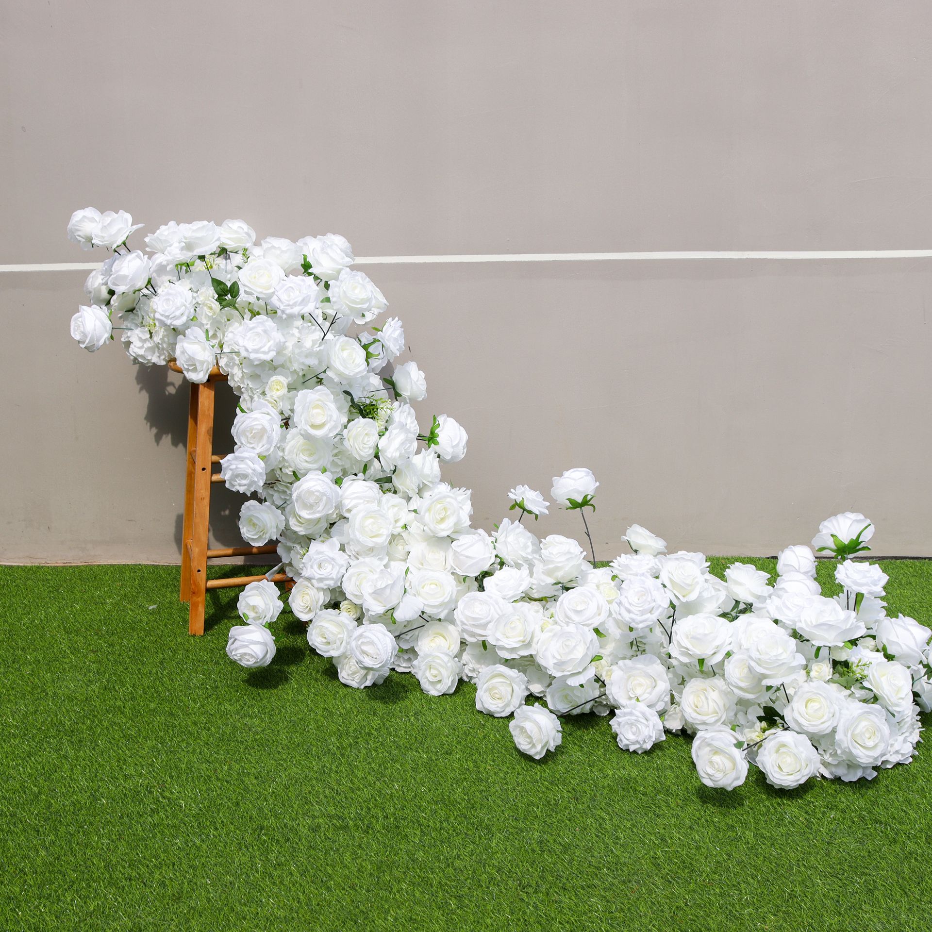 Uflower Luxury Artificial Flow - مراجعة Flower Wall Panel وسعره